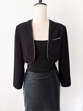 Vintage AGMIR Black Cropped Open-Front Women's Blazer with Contrast Trim, Size L